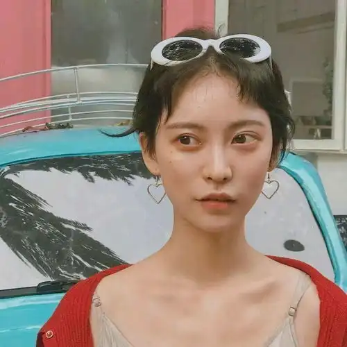 头像女生简单气质2020必看