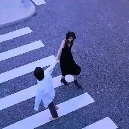 背景图一到晚上就开始多愁善感费劲