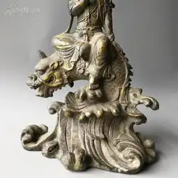山区收的大型鎏金老铜佛像,骑龙自在观音