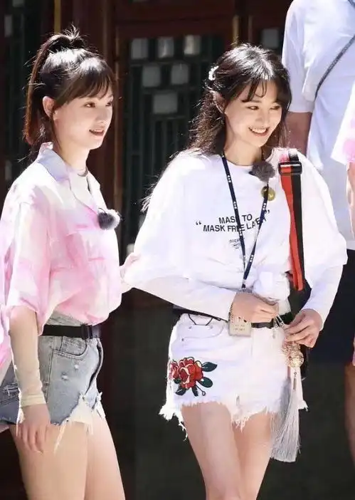 郑爽与纯洁校花同穿莲藕裤,终于知道女人心机比长相重要太多