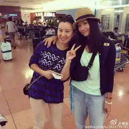 她是高配版贾玲,能随意切换女神与女神经模式,可恋爱9年却迟迟不肯结婚