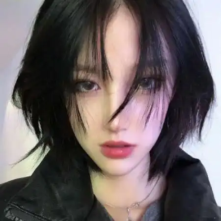 短发女生头像2020短发女生头像高冷