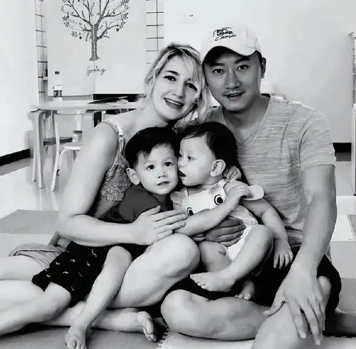 法国美女嫁到中国后,直言钱可以借中国婆婆却不会给父母,为何