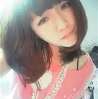 失恋后非常痛苦的非主流伤感女生头像图片