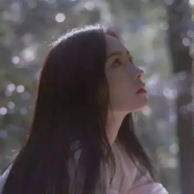 高冷伤感女头像好看的头像女霸气冷酷无情丧