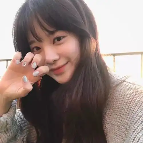 头像分享一下你难过时候听的歌最好是一听就想哭的那种