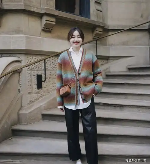 真正有品位的女人,都爱穿针织开衫学博主这样搭,时髦特好看