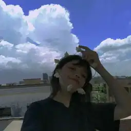 恋爱中的女生温暖头像