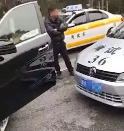 逼停驾考女学员还破口大骂,这位深圳奔驰哥惨了