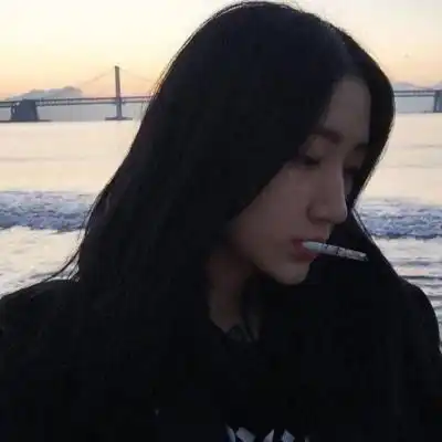 美女头像真实高清女生头像真实点的图片