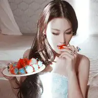 细腻女生的温馨qq头像爱你没有想象中的永远