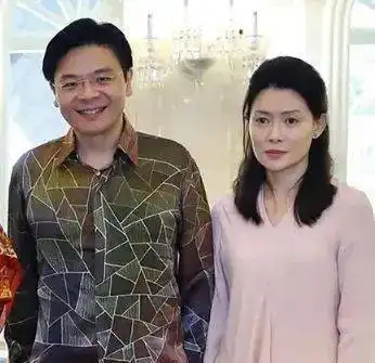 新加坡第一夫人好像女明星,知性优雅气质好,颇有几分董明珠味道