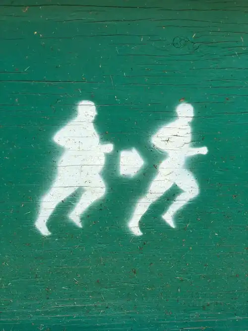 对不起,我们中年男人不该出来吓人