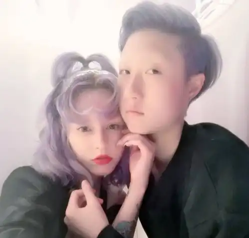 吴卓林太太andi圣诞发文,直言不会多拿不需要的东西
