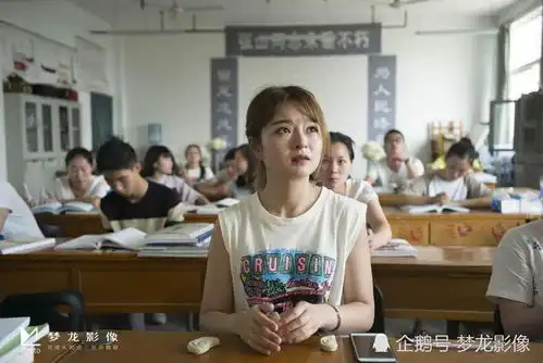 情侣同在殡仪馆工作小柳岩做司仪男友抬灵