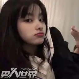 口述和女友做过最刺激的事在客厅接吻差点被她爸妈发现