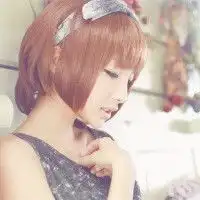 qq头像女生的要侧面的不要可爱的