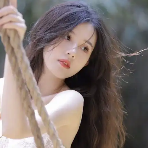 干净女头总在期盼也总在失望