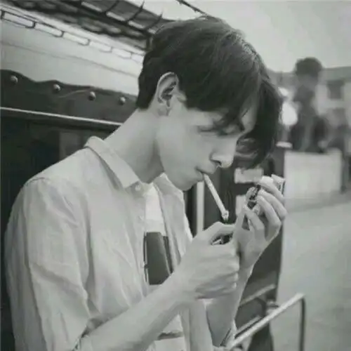 白给头像男头女头动漫头像语句分享