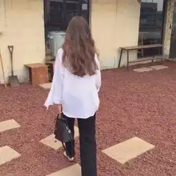 女生头像潇潇月下,茕茕孑立
