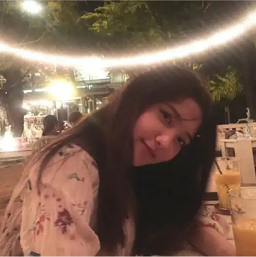 女生头像丨时间终将我对你的爱消耗殆尽心底