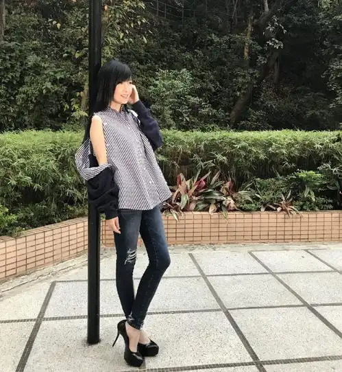 周慧敏,出道32年没胖过,坦言不用减肥,也不主张节食减肥