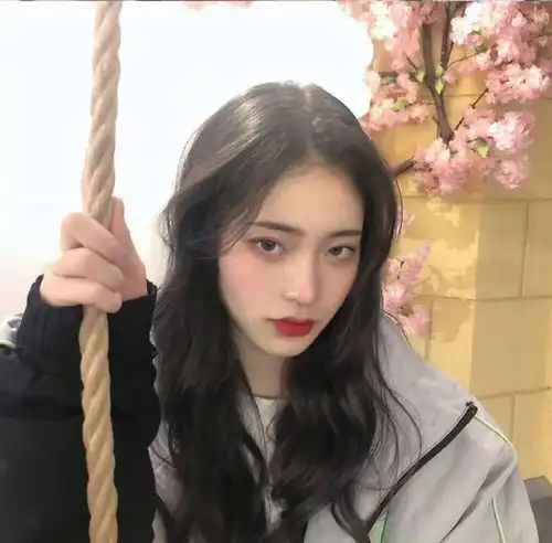 超级好看的女生头像