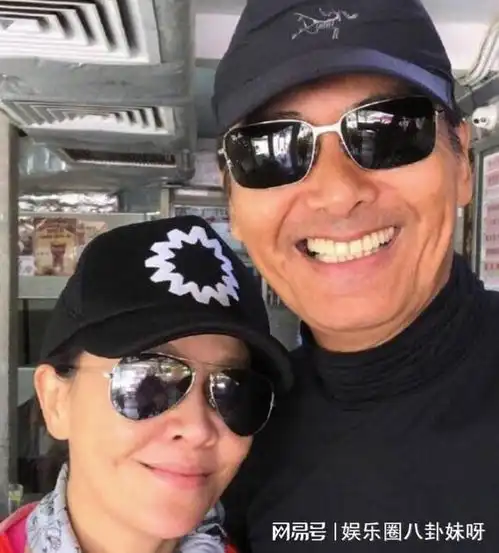 周润发妻子陈荟莲用7年时间抹平丧女之痛,恩爱35年也有遗憾