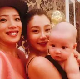 唐菀回应与曹云金离婚,700字长文提了5次孩子,网友他配不上你