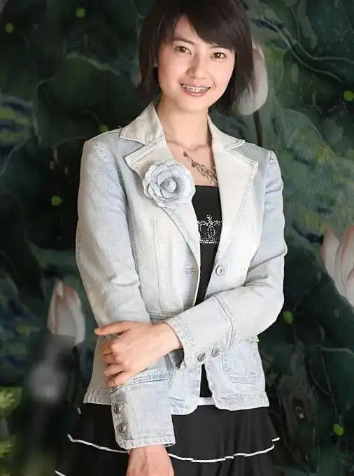 高圆圆旧照曝光,事实证明女神都是整出来的
