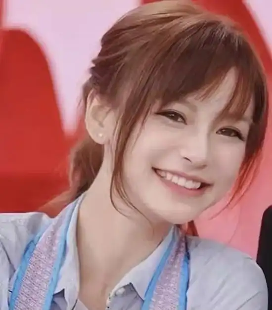 你们说的无眼影妆你baby姐十年前就在画了
