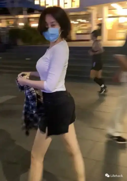 51岁许晴好惊艳火辣身材完爆20岁少女,简直绝了