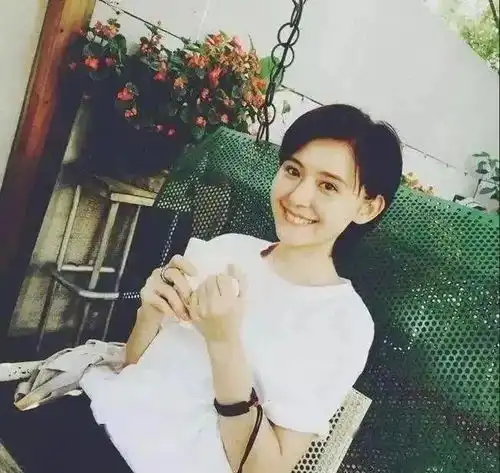 从甄嬛传到山海情,热依扎水花终成巨浪
