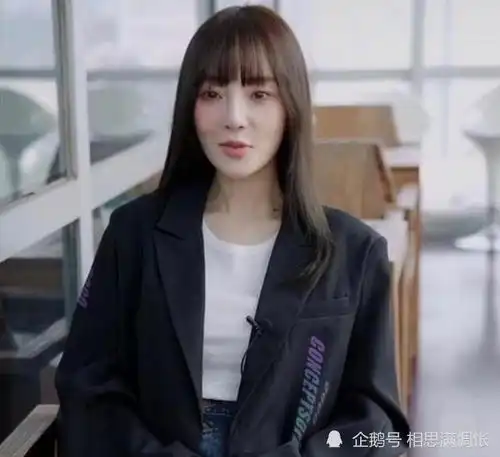 李小璐晒流泪照片,看电影感动写观后感,网友离婚都没这么哭