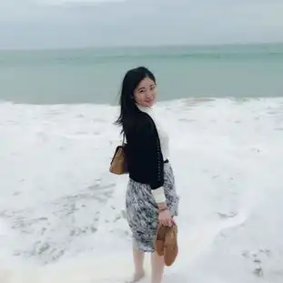 走红美女博士pk最帅高数老师赞美貌与智慧并存