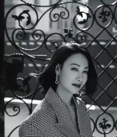 视后惠英红曾被打到吐,绝望到自杀,今靠实力撕掉打女标签