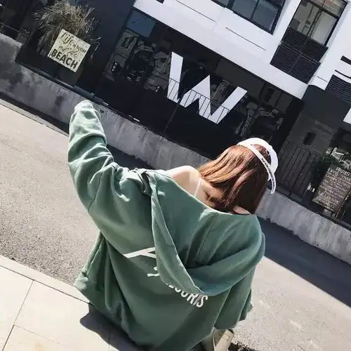 头像以前没喜欢你的时候真好,困了就会睡觉