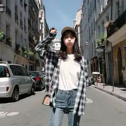 小仙女们,帮我看一下哪件衬衫更好看