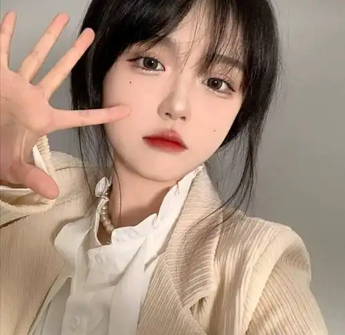 你会心动的ins风温柔女头像.女头像