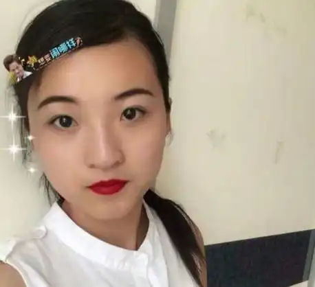 56名男子强行拖走23岁女孩随后不明去向