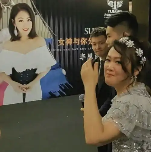过气女港星现状一代女神卑微求工作,美若天仙只能在小区做保安