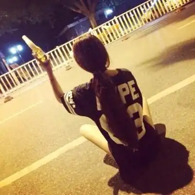 清新唯美欧美女生意境背影