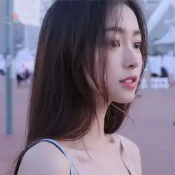 三个人用的头像,头像里面的话要动作不一样人是一样的比如这两张