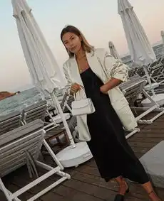 薄外套裙子秋天王炸cp照着穿洋气爆了