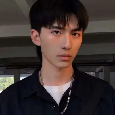 希望以后我们手牵手走在大街上碰男生头像我要个性网