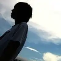 求一个和这个搭配的情侣头像
