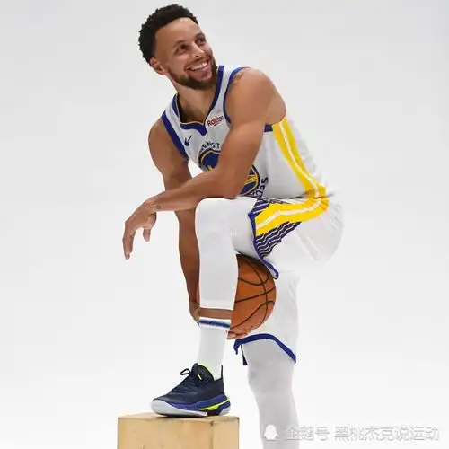 质疑库里钦点林书豪真实性美媒怕是炒作宣传签名鞋,太巧合