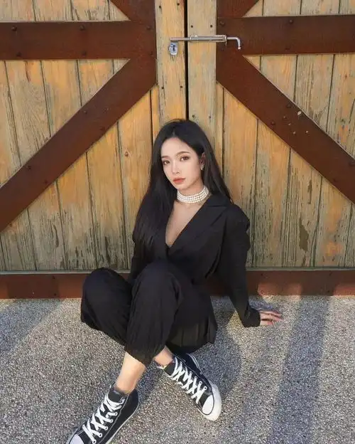 精选美女图集ins健身网红