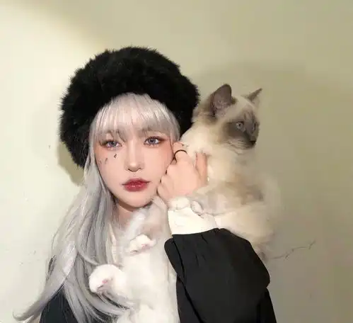 女生头像这次聪明了,有雾的地方我不去