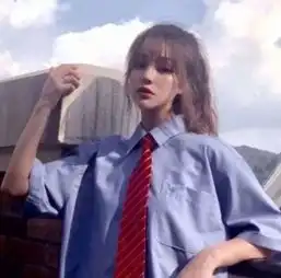 学生党课间休息,女生不经意的3瞬间,最容易让直男小鹿乱撞